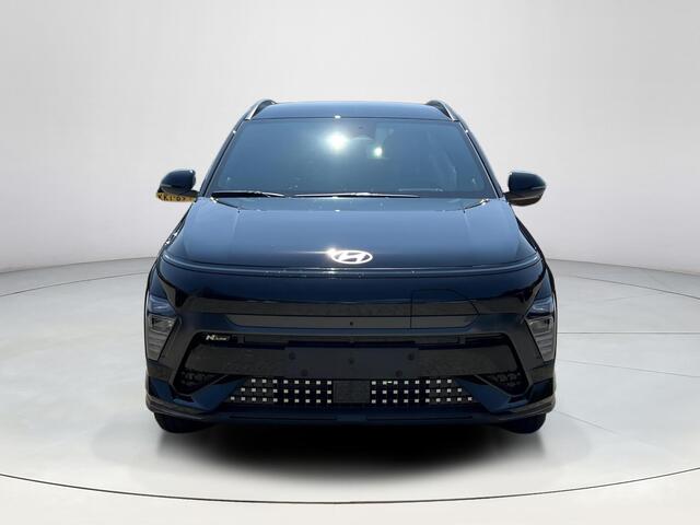 Hyundai Kona Electric N Line 64.8 kWh | Apple Carplay / Android Auto | 360 graden camera | Stoel Verwarming / Koeling | Stuur Verwarming | Schuif / Kanteldak | LED-Verlichting | Elektrische Kofferbak |