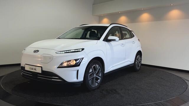 Hyundai Kona EV Comfort 39 kWh SOH 95,2% | Verwarmde stoelen | Digitaal dashboard | Warmtepomp | Navigatie