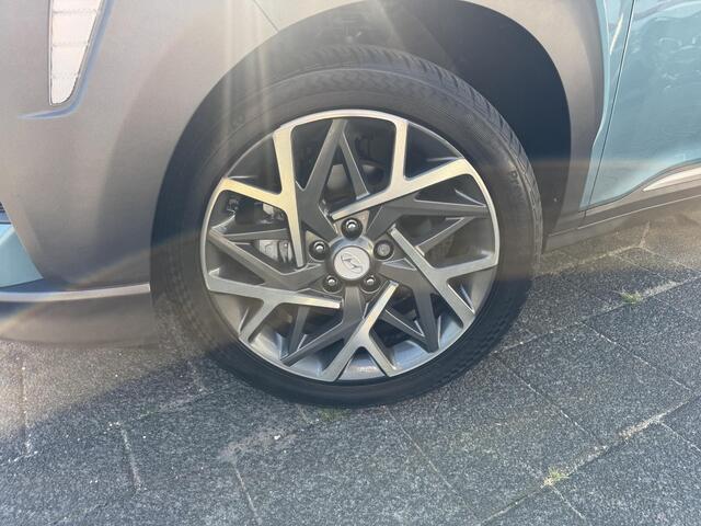 Hyundai Kona 1.6 GDI HEV Premium Sky Dodehoekdetectie, Keyless, Navigatie, Climate Control, Apple Carplay/Android Auto, Head Up Display, Enz...