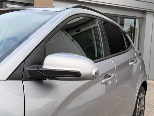 Hyundai Kona EV Premium 64 kWh 3 fase | Luxe uitvoering | Navigatie | HUD | Leder