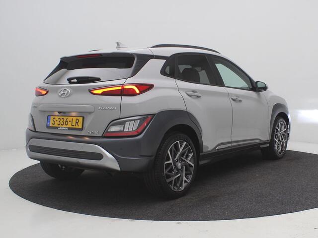 Hyundai Kona 1.6 GDI HEV Premium / Lederen bekleding / HUD Display / Navigatie / Adaptieve Cruise Control / Elektrisch stoel voor / Stoel verwarming & koeling voor / NL Auto / Historie aanwezig /
