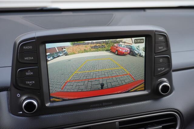 Hyundai Kona 1.0 T-GDI Essence / Trekhaak / Camera / Navigatie