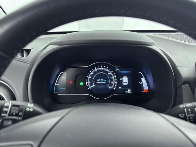 Hyundai Kona EV Fashion 64 kWh | SOH | Navi | Stoelverwarming | Head Up Display | Blind spot | Privacy glass
