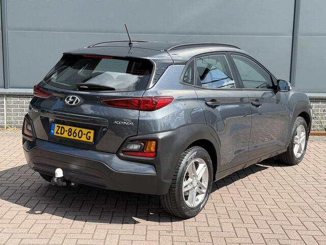 Hyundai Kona 1.0T Essence / Dealer Onderhouden / Trekhaak / 1200KG Trekgewicht / Navigatie / Achteruitrijcamera / Krell Audio / Parkeersensoren Achter / All-Season Banden /