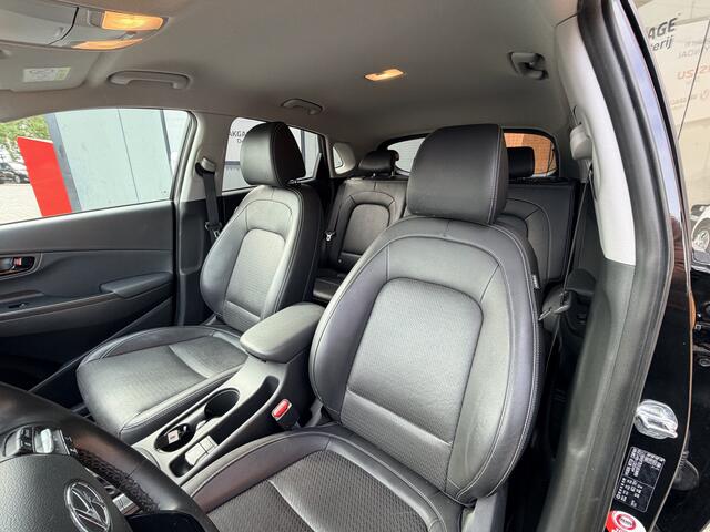 Hyundai Kona 1.6 GDI HEV Premium Two-Tone | Carplay | Camera | Cruise control | DAB | NAV