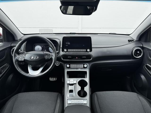 Hyundai Kona EV Fashion 64 kWh / SOH 100% / Stoelverwarming / Trekhaak / Apple Carplay/Android Auto / Cruise Control Adaptief