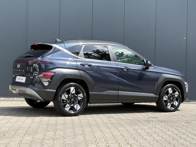 Hyundai Kona 1.6 GDI HEV Premium Sky / ¤ 4.500,- voorraad voordeel / Prijs is rijklaar / Schuif/Kanteldak / Voorstoel verkoeling en verwarming / Achterbank verwarming / Apple Carplay/Android Auto / Airco / Ledere bekleding /