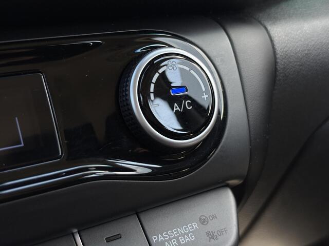 Hyundai Kona 1.6 GDI HEV Comfort Smart / Trekhaak 1300 kg geremd / Apple Carplay/Android Auto / Airco / Cruise control Adaptief / Navigatie /