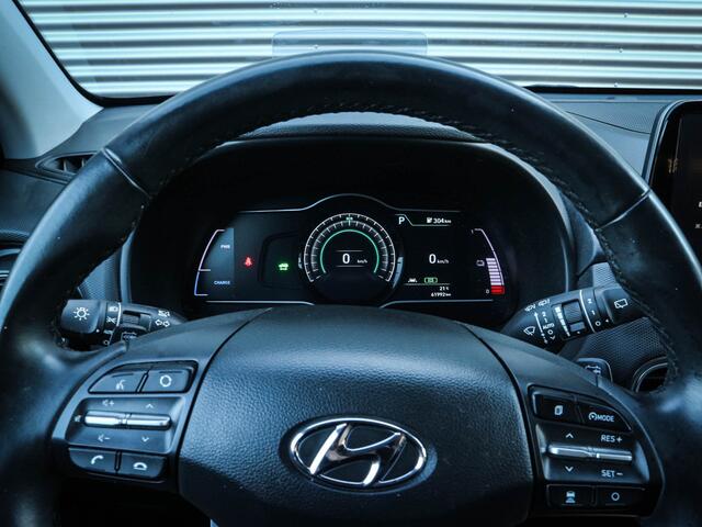 Hyundai Kona EV Fashion 64 kWh Clima | Cruise | Navi | Pdc | Camera | Led | Lichtmetaal | 3 fase lader
