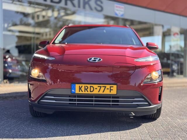 Hyundai Kona EV Comfort Smart 64 kWh | SOH: 96,0% | 3 Fase | Adaptive CC | Navi | Camera | Stoelverwarming | Climate |