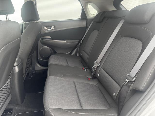 Hyundai Kona 1.6 GDI HEV Fashion / Navigatie / Apple Carplay/Android Auto / Achteruitrijcamera / KRELL Audio / Dodehoek Detectie / Adaptieve Cruise