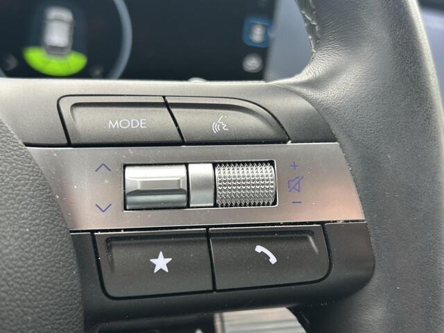 Hyundai Kona 1.6 GDI HEV Premium / All Season Banden / Navigatie / Airco Automatisch / Stoel Verwarming&Verkoeling / Cruise Control Adaptief /