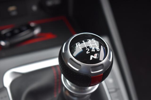 Hyundai Kona 1.0 T-GDI N Line Stuur/Stoelverwarming | Navigatie | Camera | 12 mnd BOVAG garantie | Whatsapp 06-53188999