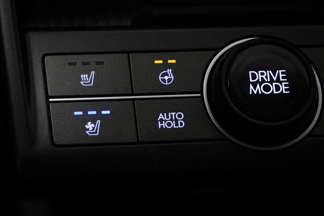 Hyundai Kona 1.6 GDI HEV Premium | ACHTERBANKVERWARMING | STOELVENTILATIE | DAB | APPLE | CAMERA