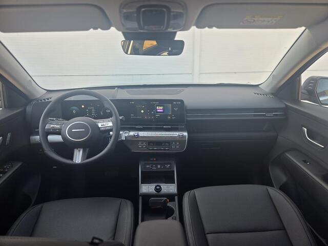 Hyundai Kona Electric Premium 64.8 kWh ** nieuw uit voorraad leverbaar ** Nu met 3000,- voordeel **