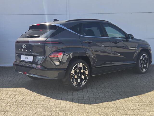 Hyundai Kona Electric Premium 64.8 kWh ** nieuw uit voorraad leverbaar ** Nu met 3000,- voordeel **