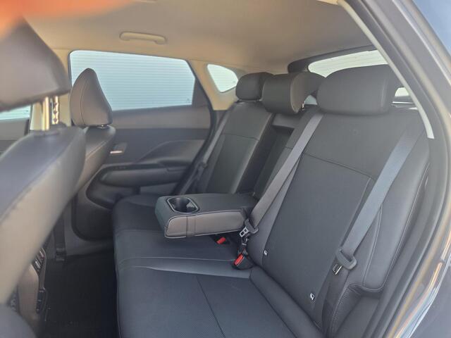 Hyundai Kona Electric Premium 64.8 kWh ** nieuw uit voorraad leverbaar ** Nu met 3000,- voordeel **