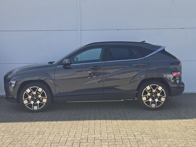 Hyundai Kona Electric Premium 64.8 kWh ** nieuw uit voorraad leverbaar ** Nu met 3000,- voordeel **