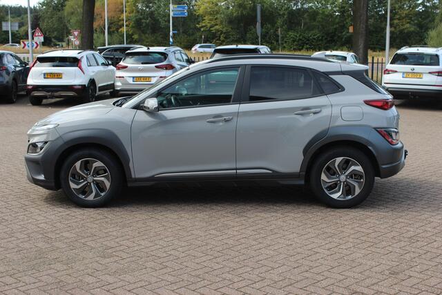 Hyundai Kona 1.6 GDI HEV Fashion / Trekhaak / Camera / Head-up / KRELL Audio / Half Leder / 16'' / CarPay / Dodehoek / DAB / Cruise Control