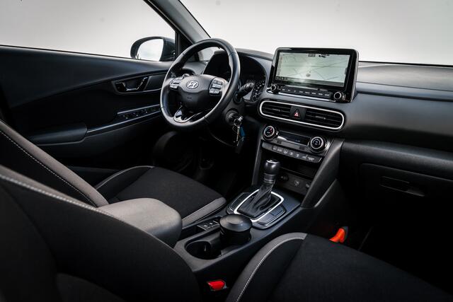 Hyundai Kona 1.6 GDI Hybride Comfort | Ned Auto | Automaat | Clima | Navigatie | Trekhaak | | Dab Audio | Camera | Cruise control adaptief | Lichtmetalen velgen 16" | Apple / Android Auto | |