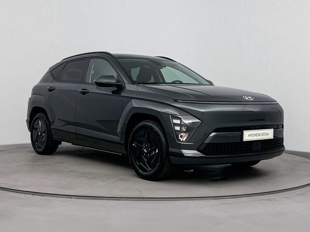 Hyundai Kona Electric Long Range Pure Edition 64.8 kWh | Apple Carplay/Android Auto | Lichtmetalen velgen 5-spaaks 17" N | Navigatiesysteem full map | Stoel -en stuurverwarming