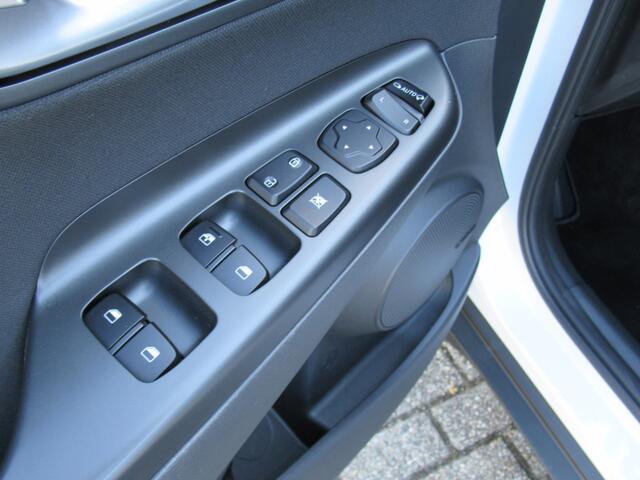 Hyundai Kona 1.6 GDI HEV Edition 1e eigen | dealer onderh | navi | 18"inch | camera | Keyless