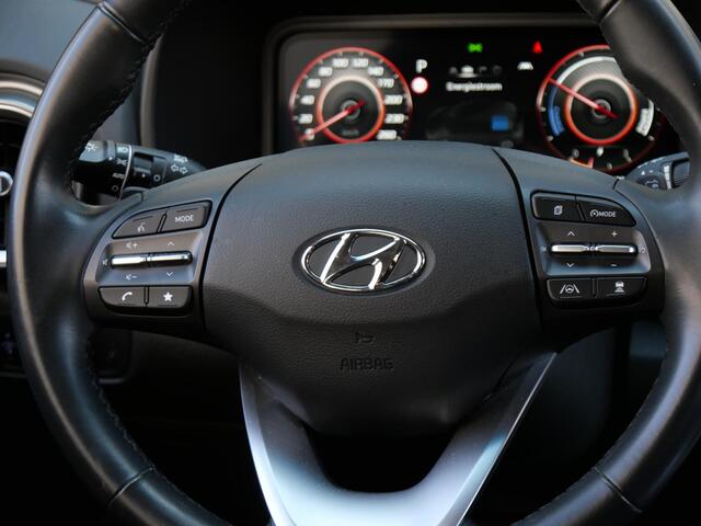 Hyundai Kona EV 64kWh PREMIUM/ LEER/ HEAD-UP/ BLINDSPOT/ SOH 98%
