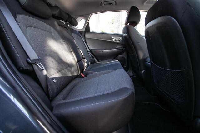 Hyundai Kona EV Comfort 64 kWh - SOH 100% |