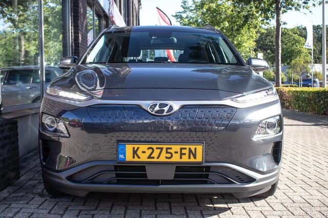 Hyundai Kona EV Comfort 64 kWh - SOH 100% |
