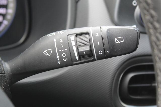 Hyundai Kona 1.0 T-GDI Comfort Smart , Unieke auto Slechts 17000km Climate control , Achteruitrij camera , Bluetooth Apple carplay , Trekhaak
