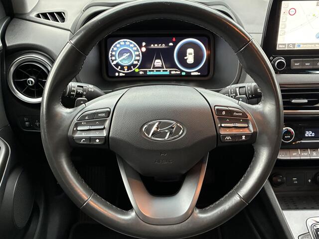 Hyundai Kona 1.6 GDI HEV Premium Sky / Fabrieksgarantie t/m 07-2027 / Schuif/open dak / Stoelverwarming / Lederen bekleding / Achteruitrijcamera / Apple CarPlay/Android Auto / Navigatiesysteem /