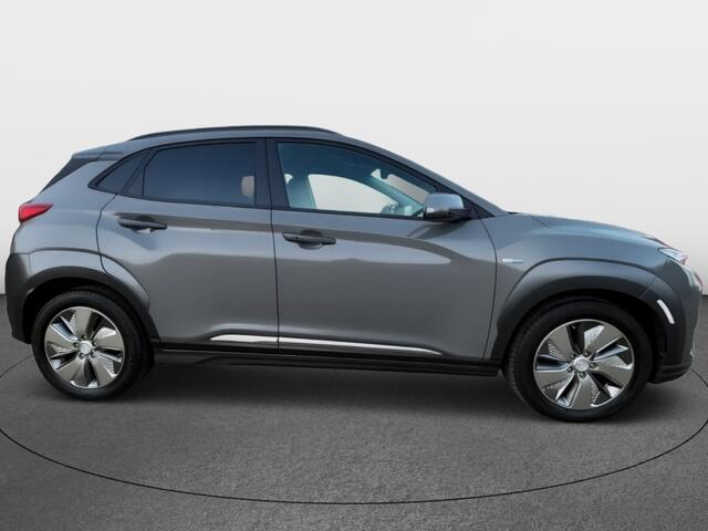 Hyundai Kona EV Premium 64 kWh | Warmtepomp | Trekhaak | Stoelventilatie | Stoelverwarming