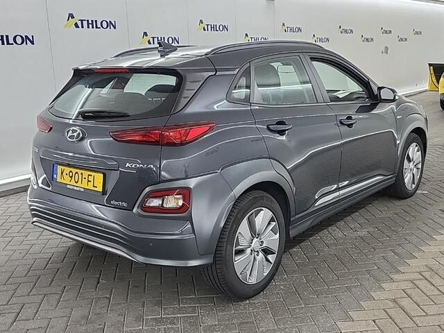 Hyundai Kona EV COMFORT 64 kWh (100% SOH) I AUTOMAAT I P-CAMERA I APPLE CARPLAY I CRUISE CONTROL