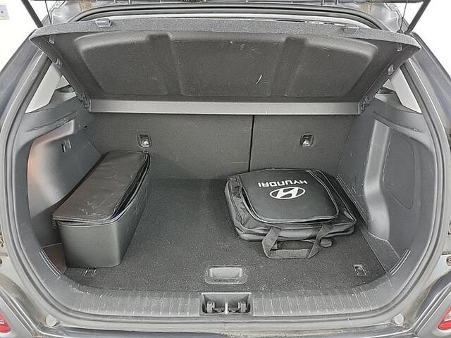 Hyundai Kona EV COMFORT 64 kWh (100% SOH) I AUTOMAAT I P-CAMERA I APPLE CARPLAY I CRUISE CONTROL