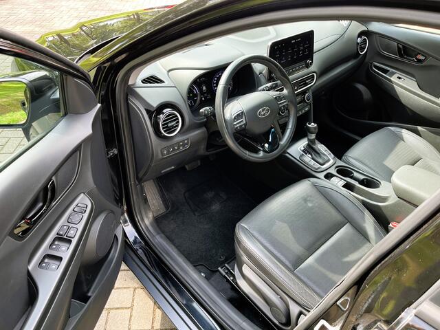 Hyundai Kona 1.6 GDI HEV Premium | ACC | CAM | CARPLAY | CLIMA | LED | NAVI | SCHUIF/KANTELDAK | STUUR/STOELVERW. | TREKHAAK