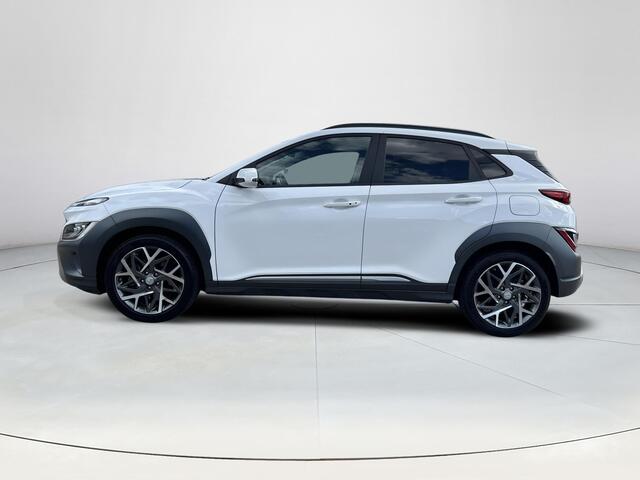 Hyundai Kona 1.6 GDI HEV Fashion | Cruisecontrol | Navigatiesysteem | Achterruitrijcamera | Lichtmetalenvelgen | Parkeersensoren achter| Climate control |