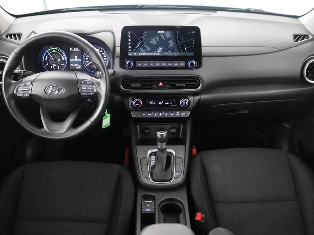 Hyundai Kona 1.6 GDI HEV Comfort Smart | Trekhaak | Adaptive cruise | Camera | Carplay | KRELL sound | Full LED | Park assist | Climate control | Navigatie |