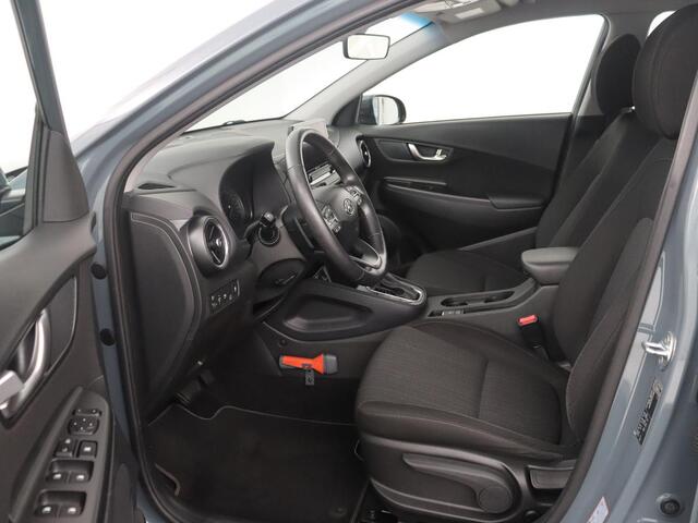 Hyundai Kona 1.6 GDI HEV Comfort Smart | Trekhaak | Adaptive cruise | Camera | Carplay | KRELL sound | Full LED | Park assist | Climate control | Navigatie |