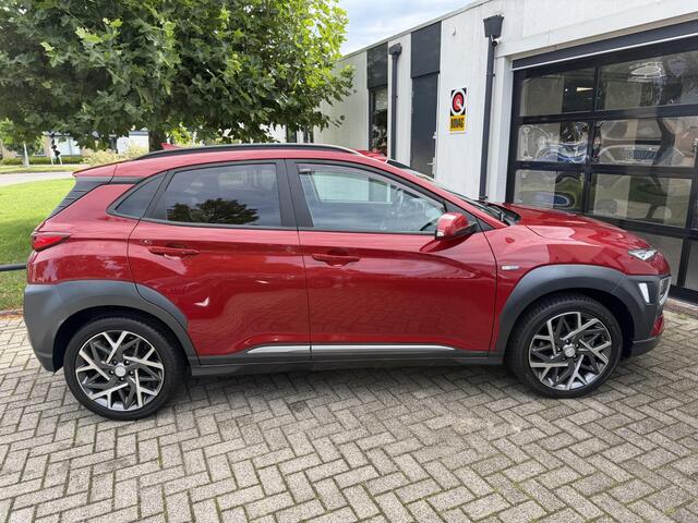 Hyundai Kona 1.6 GDI HEV Premium Zeer luxe | KRELL | HUD | Camera
