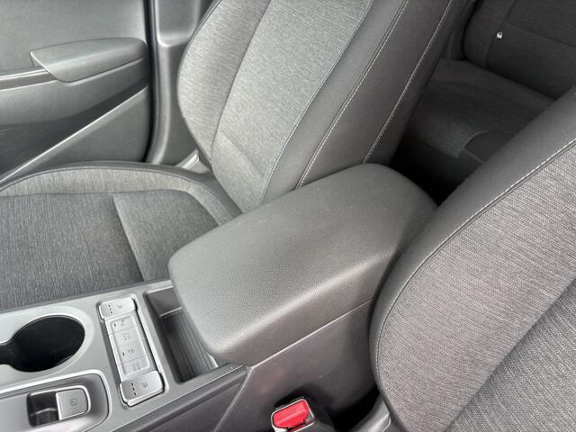 Hyundai Kona EV Premium 64 kWh, navi, cruise, camera, climate