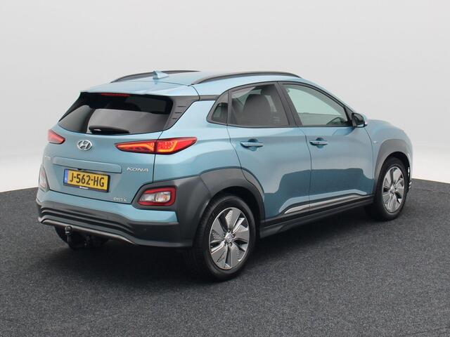 Hyundai Kona EV Fashion 64 kWh 205 Pk | Krell Audio | Adaptive Cruise | Navigatie | Keyless | Leder Stuurwiel | Trekhaak | 17 Inch