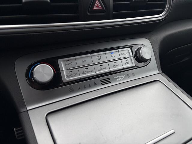Hyundai Kona EV Fashion 64 kWh | 100% SOH | Trekhaak | Carplay | Rijklaar met beurt & garantie!