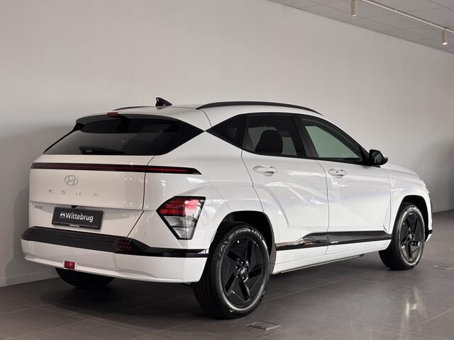 Hyundai Kona Electric Long Range Pure Edition 64.8 kWh Volledig Elektrish, Fiscaal aantrekkelijk, Navigatie , parkeer sensoren V+A Private lease een KONA Electric al vanaf € 425 p/m!