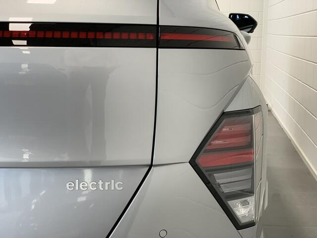 Hyundai Kona Electric N Line Business 64.8 kWh Volledig Elektrish, Fiscaal aantrekkelijk, Navigatie Private lease een KONA Electric al vanaf € 425 p/m!