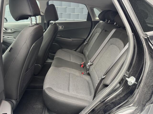Hyundai Kona EV Fashion 64 kWh SOH100% *NAVI/CAMERA