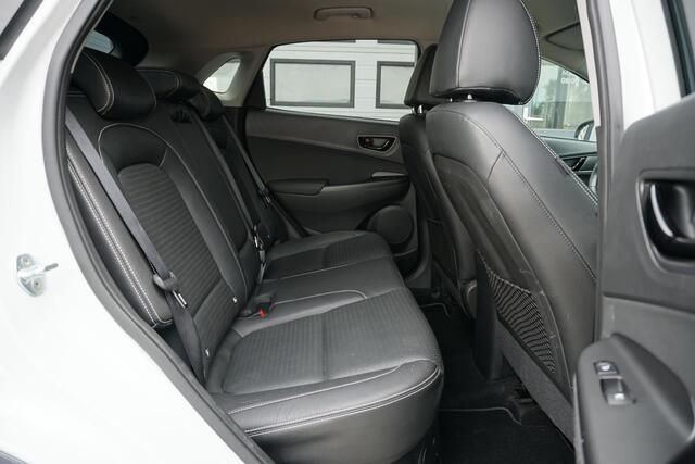 Hyundai Kona 1.6 GDI HEV Premium * DEALDER ONDERHOUDEN * + KEYLESS / LEDER / STOELVENTILATIE / CAMERA / HUD
