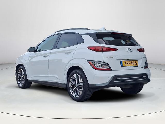 Hyundai Kona EV Fashion 64 kWh | Apple Carplay/Android Auto | Climate control | Stoelverwarming | Achteruitrijcamera | Cruise Control |