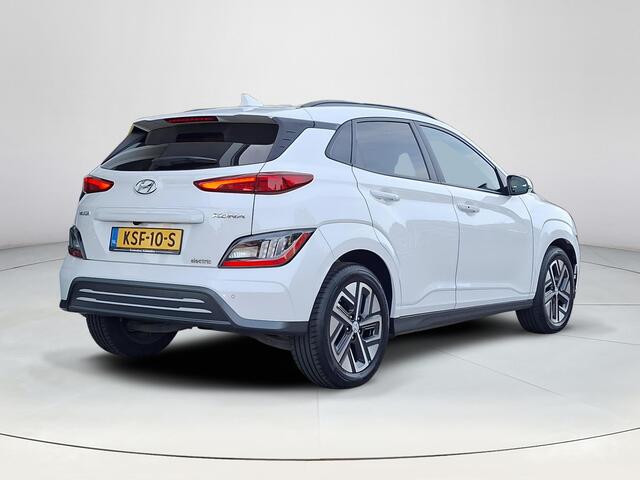 Hyundai Kona EV Fashion 64 kWh | Apple Carplay/Android Auto | Climate control | Stoelverwarming | Achteruitrijcamera | Cruise Control |