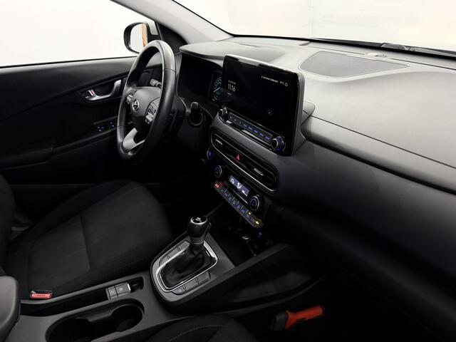 Hyundai Kona 1.6 GDI HEV Fashion Camera, Navi, Cruise control, Keyless start, Clima, Lichtmetalen velgen, Apple carplay, 12V BATT