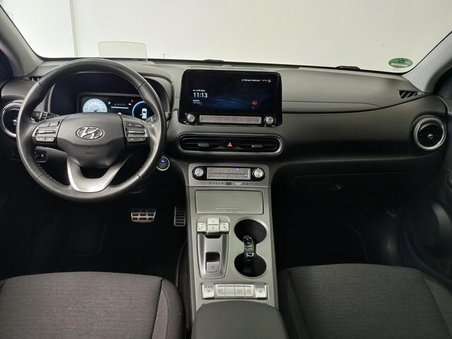Hyundai Kona EV Fashion 64 kWh | Trekhaak | Camera | Stoelverwarming | Navigatie |